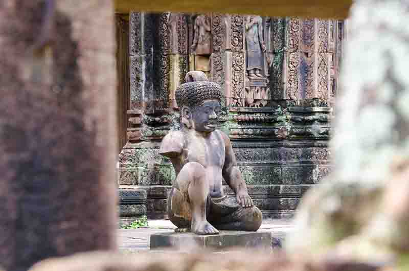 112 - Camboya - Angkor - templo de Banteay Srei